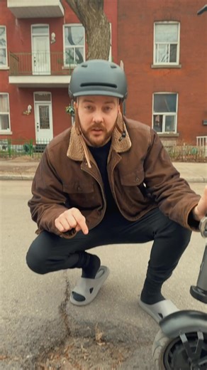 Meet the Apollo City 👋🏻 Combining power and durability, making it the ideal choice for riders who need a reliable commuter for longer, daily urban rides 🛴⚡ | Apollo Scooters