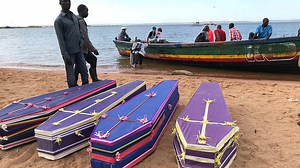 Video. Man rescued after two days in capsized ferry