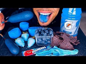 ASMR EATING BLUE FOOD CORN DOG FRUIT BLUEBERRIES STRAWBERRIES CHIPS CANDY MUKBANG JERRY NO TALKING