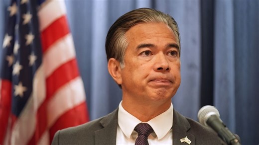 California lawsuit says makers of plastic bags lied about products being recyclable