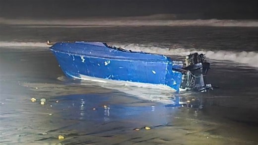 4 dead after wooden boat believed to be ferrying migrants into the US capsizes off San Diego