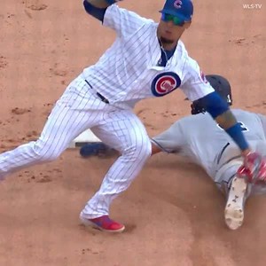 No-look Javy Baez is back 🔥 | ESPN