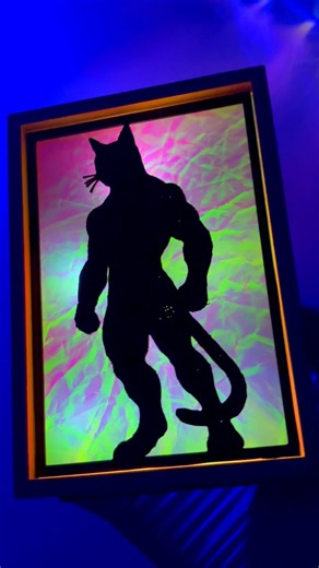 Wait for the glow! DIY Muscular Cat Lightbox #diy #cat #satisfying
