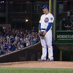 Anthony Rizzo made his pitching debut in the 9th inning. Yes, you read that right. | ESPN
