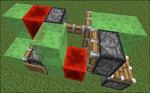 How to make a flying machine in Minecraft Bedrock Edition
