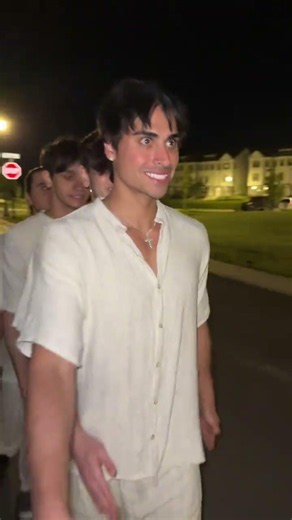 quadruplets take this trend🚶🚶🚶🚶 ‪@LucasandMarcus‬