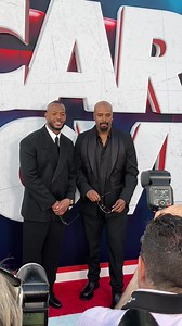 Marlon & Shawn Wayans on the Scary Movie Premiere Carpet