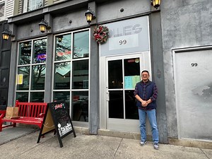 Ollie's 99, A New Greenwich Restaurant, Offers Pizza & Asian Fusion