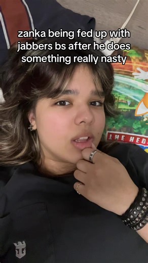 he infact did scratch his ahh.. with mankira and tried to cut zanka.. #gachiakutanime#janka#zanka#jabber#fyp