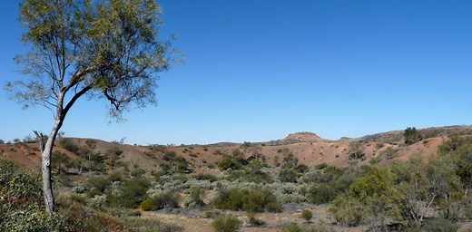 Finding meteorite impacts in Aboriginal oral tradition