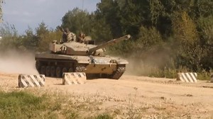 White House gets decked out for the holidays