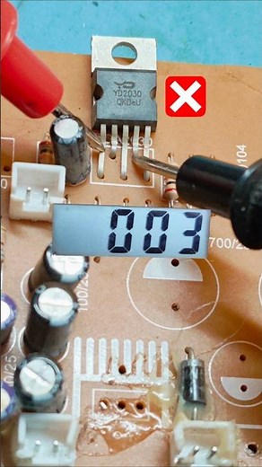 SMD Transistor Testing With Digital Multimeter #shorts #repair #multimeter #guide #tricks ##tips