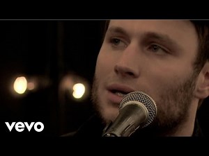 Graffiti6 - Free [Live Acoustic] (VEVO LIFT)