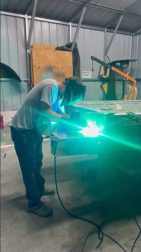 Installing float pods on aluminum boat