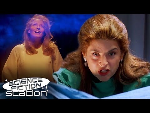 The Women Give Birth To Alien Babies | Village Of The Damned (1995) | Science Fiction Station