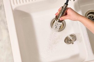 We Asked 3 Experts How to Hand-Wash Clothes Correctly, and Here’s What They Said