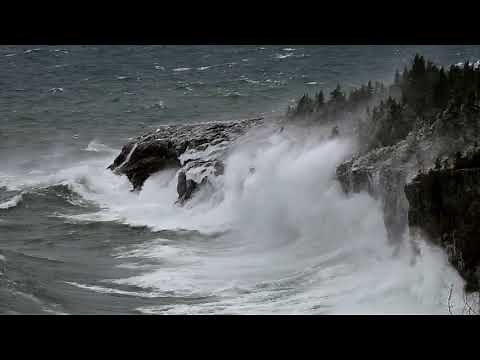Massive Waves on Lake Superior
