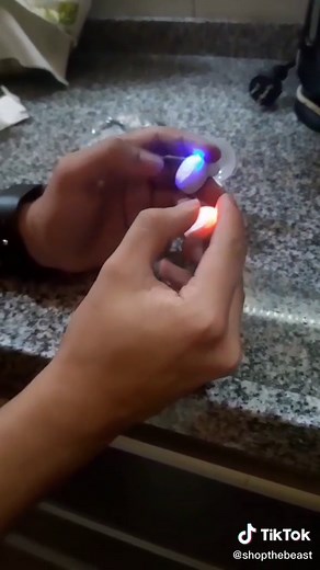 Cómo vincular y sincronizar tus audífonos Bluetooth para que suenen ambos lados