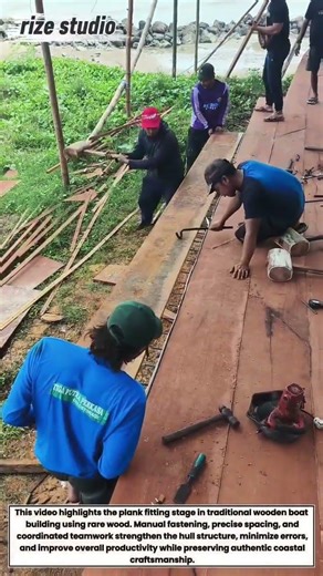 Traditional Wooden Boat Building | Rare Wood Plank Fitting Process