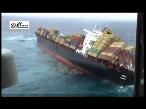 Container Ship Rena sinking - Dramatic Footag