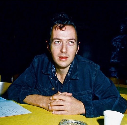 “Creativity don’t stop. It just gets more intense if you feed it right.” Joe Strummer, Los Angeles Times interview circa 1988. #JoeStrummer #TheClash | Joe Strummer