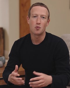 De metaverse gaat de kloof tussen het virtuele en het fysieke overbruggen. Naar een digitale wereld op je scherm staren wordt verleden tijd: in plaats daarvan ervaar je deze wereld om je heen en dompel je jezelf onder in alle spectaculaire vormen die hij aanneemt. Je surft niet meer op het internet, maar zwemt erin rond! Leuke vraag: wat lijkt jou geweldig om straks te kunnen ervaren in de metaverse? | Meta