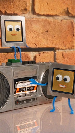 🧵 Here’s your behind-the-scenes look at how we made our “TPU Training Day” short film for #GoogleIO, using puppetry and traditional animation alongside AI tools like Nano Banana, @GoogleAIStudio and Gemini Omni.