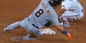 Javy must be giving his teammates sliding lessons