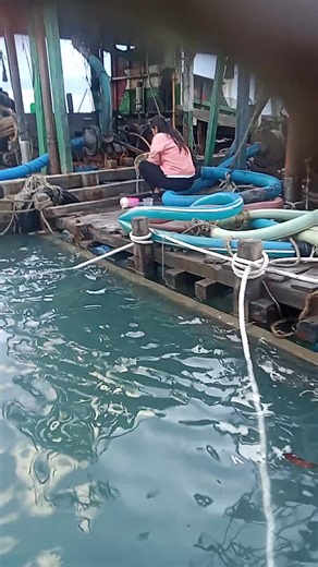 Washing a Boat on the Dock: Step-by-Step Guide