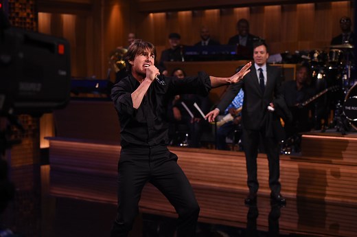 Tom Cruise Was So Smooth in His “Can’t Feel My Face” Lip Sync Battle with Jimmy Fallon