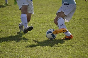 The best ways to get into a defensive stance in soccer