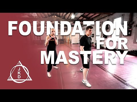 Jeet Kune Do Footwork | Tutorial