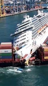 Cruise Ship and Cargo Vessel Collide While Entering the Port! | Ship Disaster