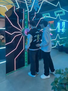 POV: You just stepped into a 360° digital matrix. 🛸👾✨ This is the Illusion Space in Luoyang and the tech here is completely next-level! 😱⚡ No history, no filters—just pure, hard-core visual overload. 🪐💥 Watch millions of data particles and kinetic light beams reshape reality right before your eyes. 🤖🔮 This is the ultimate sci-fi experience. One more hard-core reason to hit Luoyang! 🚀🔥 #TikTokTech #CyberMatrix #SciFiVibe #DigitalUniverse #FutureTech #VisualOverload #MindBlown #ImmersiveA