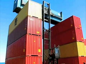 Unloading Shipping Container Fail