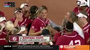 Take a look at the Top 🔟 plays from the 2021 Women's College World Series! 👀 #WCWS | NCAA Softball