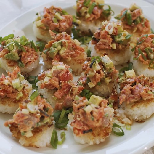 FREE Cooking Class: Join us in the (virtual) kitchen for weekly free interactive cooking classes, led by the most entertaining chefs in America! Check out our free cooking class calendar. Always cook together, never alone. | Homemade