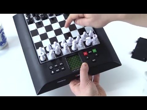 How to Play the Chess Genius Electronic Chess Computer