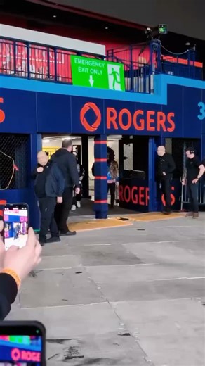 M72 U.S. and Canada Tour 2025 Rogers Centre, Toronto, ON, Canada 26.04.2025 📹 PaulGrimard | Limp Bizkit Brasil