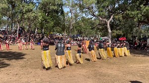 Kawadji Wimpa Dance Group from Lockhart River, winners of the 2021 Laura Quinkan Dance Festival handing over the shield ❤️ | Bumma Bippera 987fm