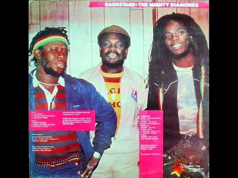MIGHTY DIAMONDS - THE WAY YOU WALK