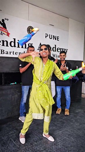 🔥🔥✨️🌟#flair #flairmania #bartending #barschool #barskills #bartenders #event #cocktails