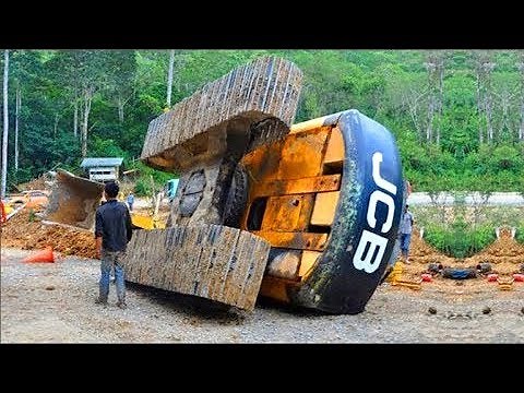 Top Extremely Dangerous Excavator & Cranes Fails ! Heavy Equipment Accidents Compilation