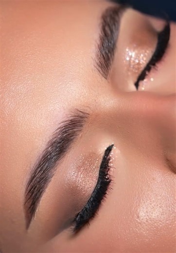 ‏#ميكب_ارتست #الطايف #تتوريال #عيون #عدسات