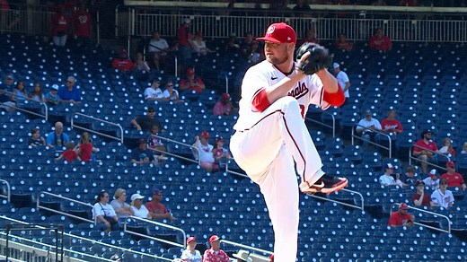 Jon Lester poncha cuatro