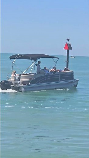 PONTOON BOATING FUN AT THE VENICE FLORIDA JETTY