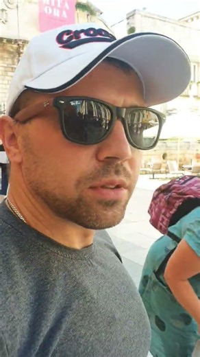 This Instrument Sounds Like an Alien Spaceship 👽🚀