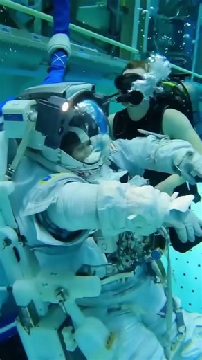 NBL Training Run #shorts #spacesuit #womeninstem #neutralbuoyancylab