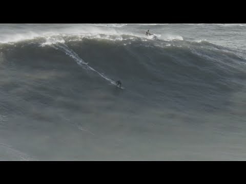 Tow-in Surfing in Portugal - Giant Waves of Nazaré