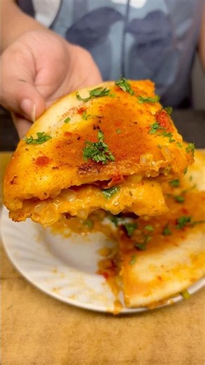 *Hot* Pizza Pockets 🍕